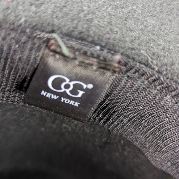 VINTAGE Women's Black Felt Gold Metal Feather Fedora Hat - Picture 8 of 8